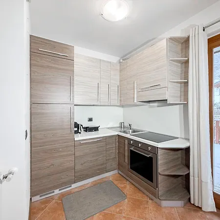 Apartment Aprica- Bilocale Con 2 Giardini Privati E Garage Le Bratte