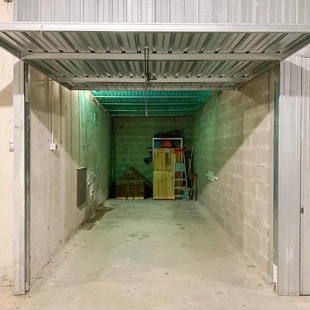 Aprica- Bilocale Con 2 Giardini Privati E Garage * Le Bratte